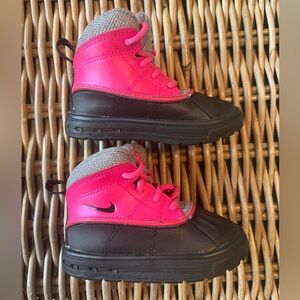 Nike Baby Girl 6c Snow Boots